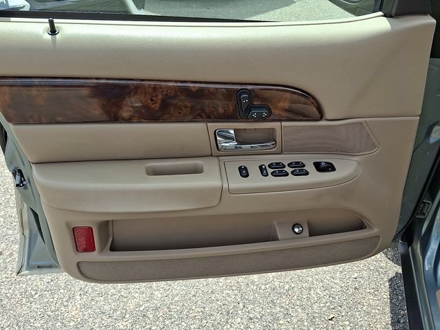 Used 2005 Mercury Grand Marquis GS RWD image 9