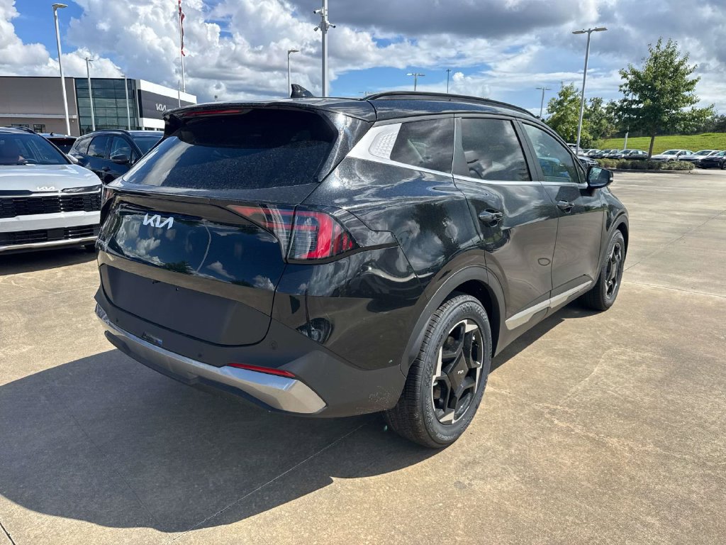 New 2026 Kia Sportage EX w/ EX Panorama Roof Package FWD image 9