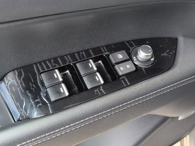 Used 2025 MAZDA CX-5 AWD 2.5 S w/ Premium Plus Pkg image 17