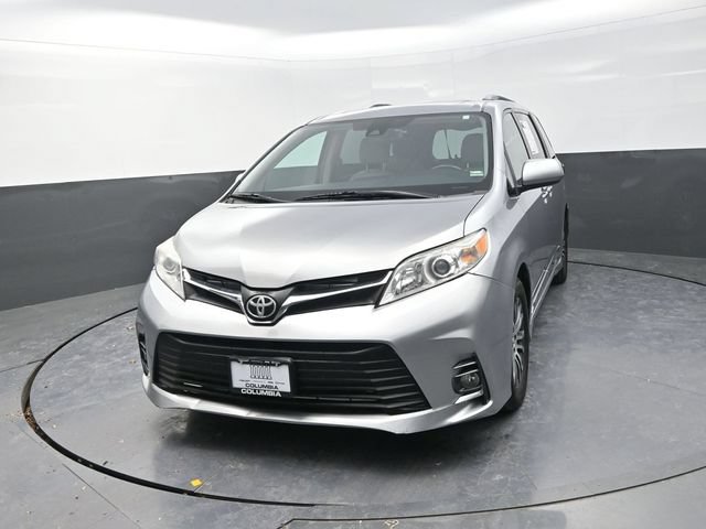 Used 2018 Toyota Sienna XLE FWD image 6