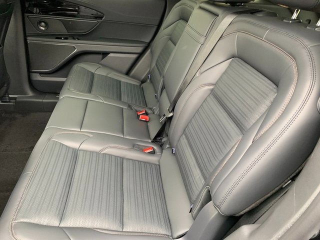 New 2026 Lincoln Nautilus Reserve w/ Jet Appearance Package AWD/4WD image 23