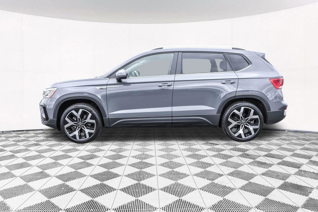 Certified 2023 Volkswagen Taos SEL AWD/4WD image 17