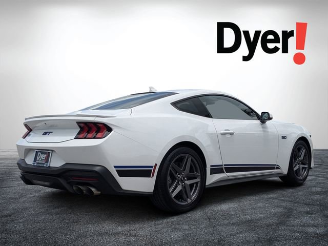 Used 2025 Ford Mustang GT Premium RWD image 3