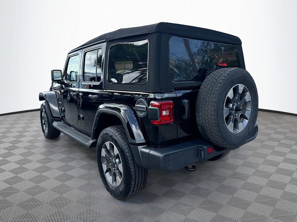Used 2022 Jeep Wrangler Unlimited Sahara w/ LED Lighting Group AWD/4WD image 8
