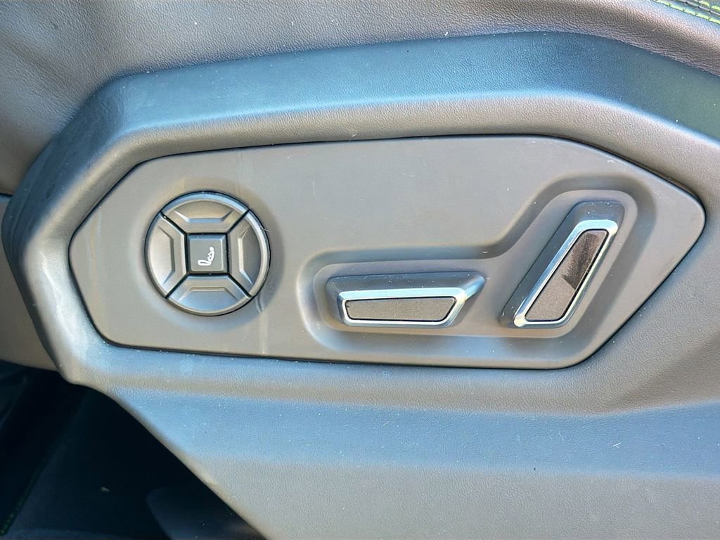 Used 2022 Lamborghini Urus image 31