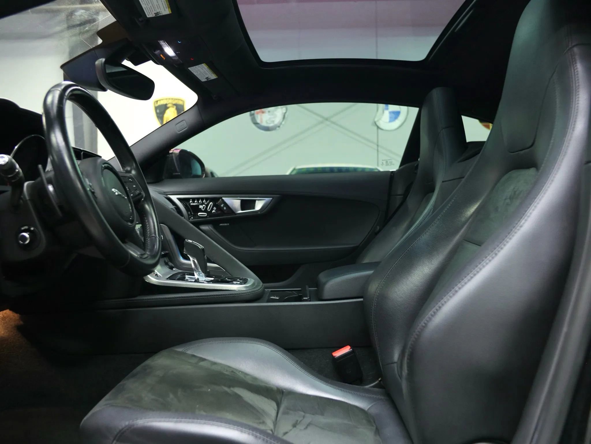 Used 2017 Jaguar F-TYPE Coupe image 25