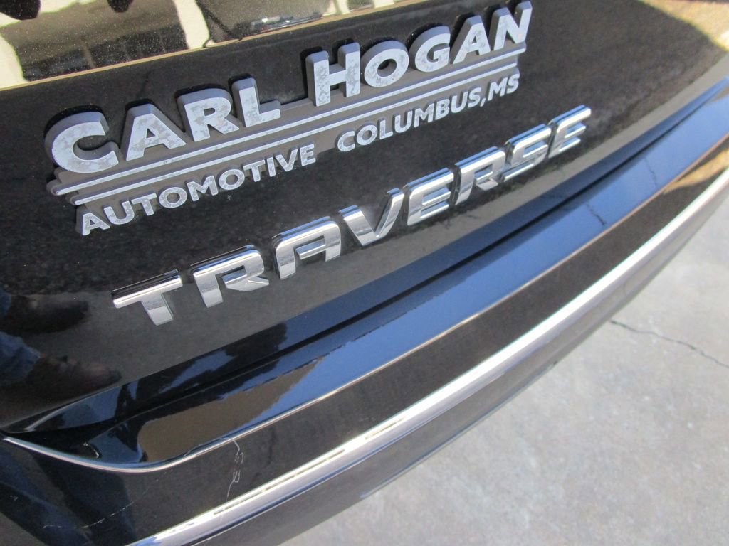 Used 2023 Chevrolet Traverse Premier image 10