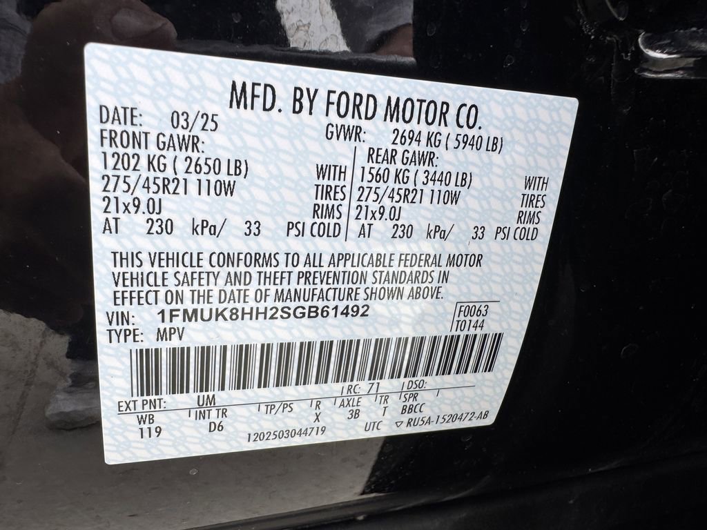 Used 2025 Ford Explorer Platinum w/ LUX Leather Package image 34