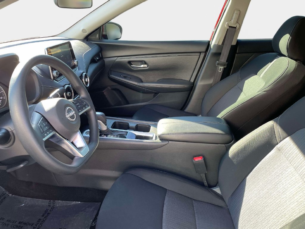 Used 2025 Nissan Sentra SV FWD image 22