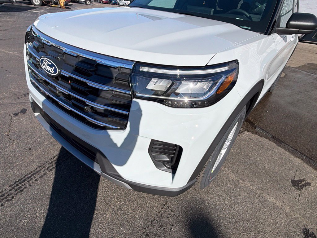 New 2027 Ford Explorer Active AWD/4WD image 12