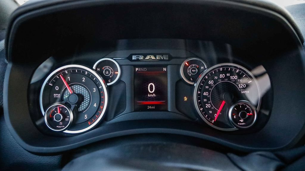 New 2026 RAM 2500 Warlock AWD/4WD image 27