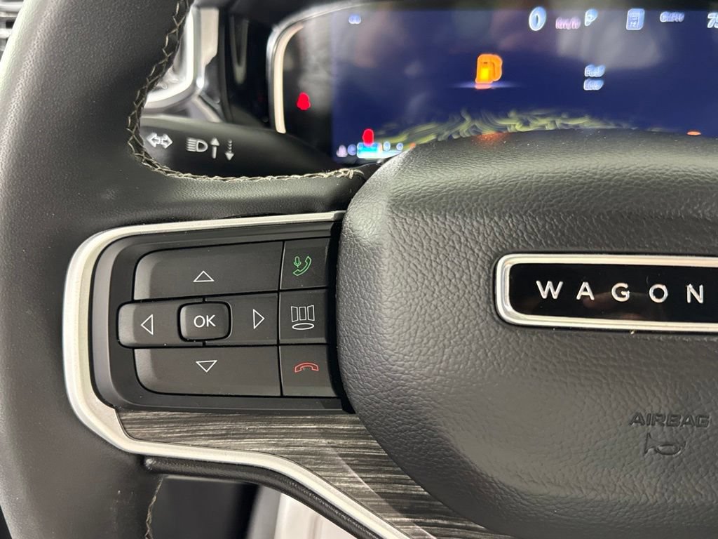 Certified 2023 Jeep Wagoneer Series III w/ Premium Group I AWD/4WD image 21