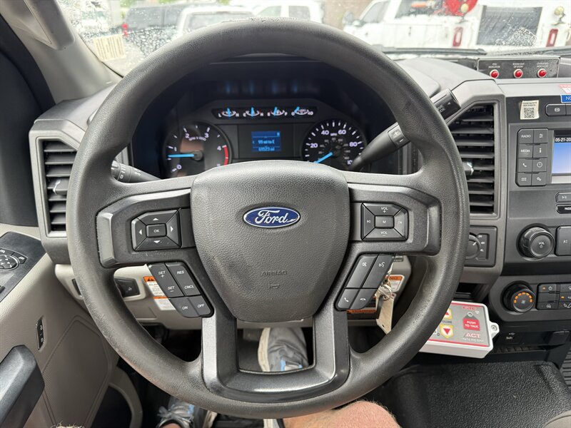 Used 2021 Ford F550 4x4 Regular Cab Super Duty image 32