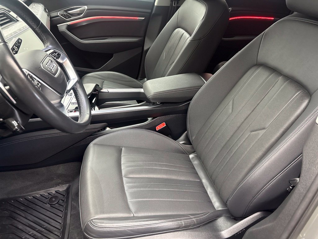 Used 2024 Audi Q8 e-tron Premium Plus AWD/4WD image 6