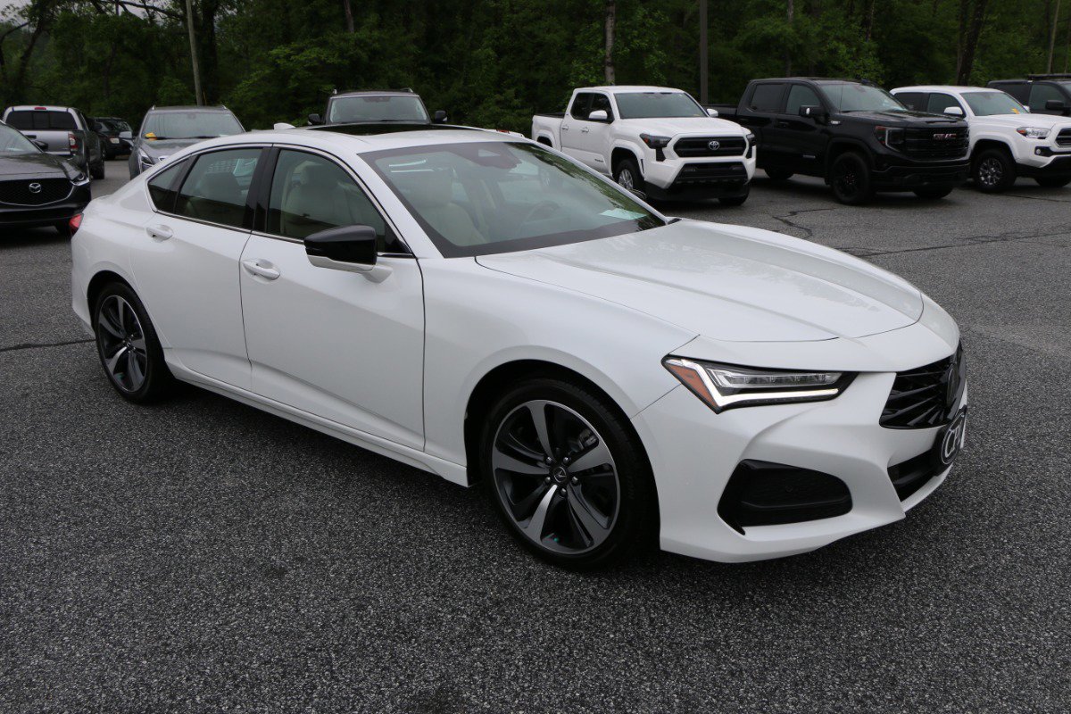 Used 2024 Acura TLX w/ Technology Package FWD image 10