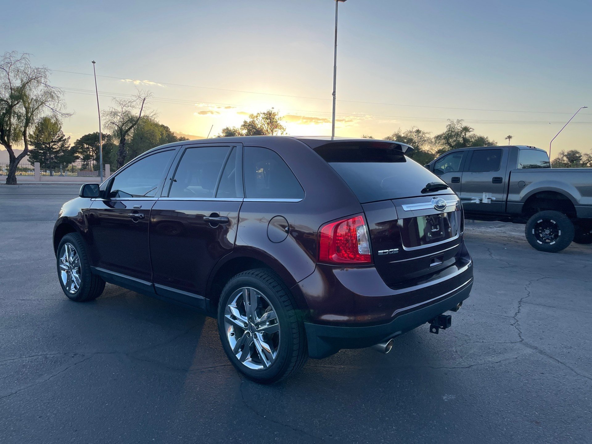 Used 2011 Ford Edge Limited w/ 302A Rapid Spec Order Code FWD image 3