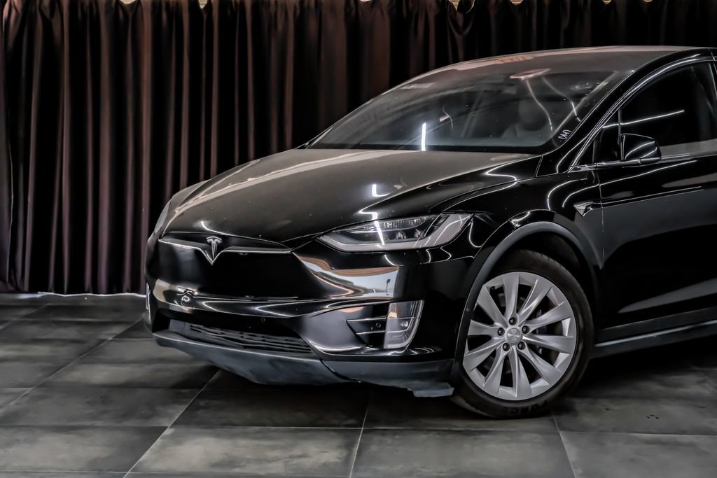 Used 2020 Tesla Model X Long Range AWD/4WD image 7