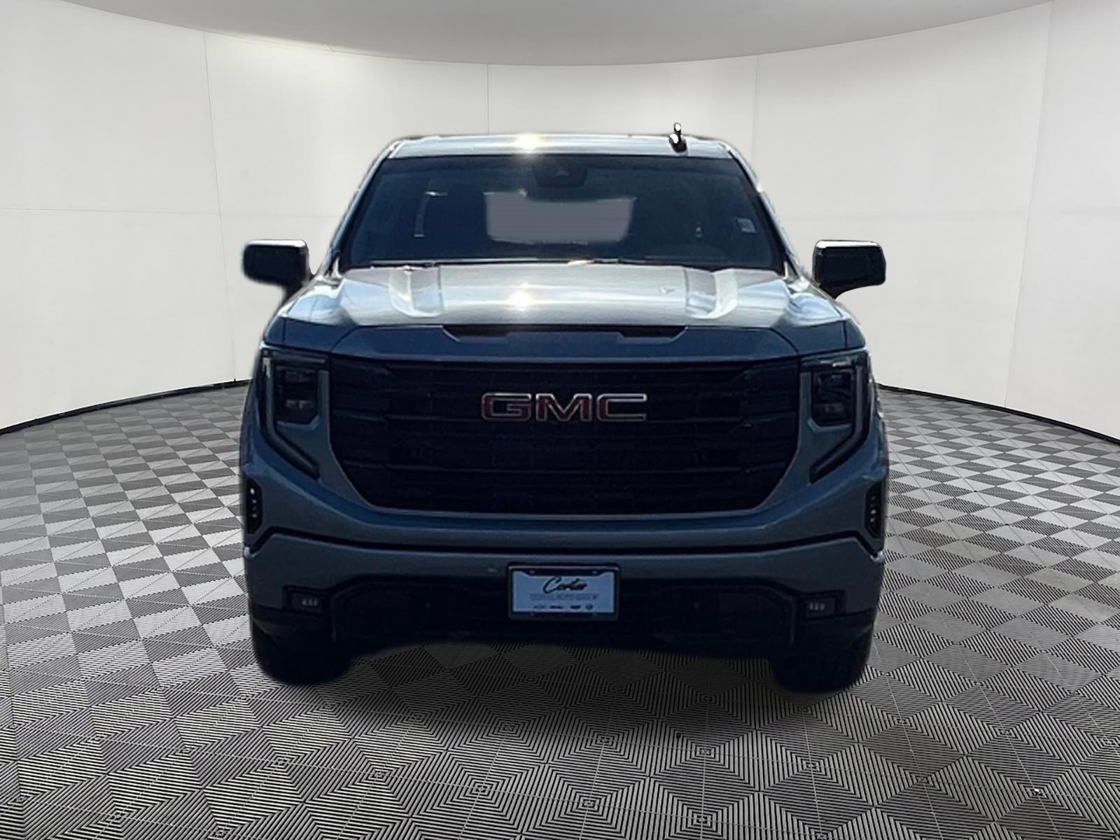 Used 2024 GMC Sierra 1500 Elevation AWD/4WD image 2