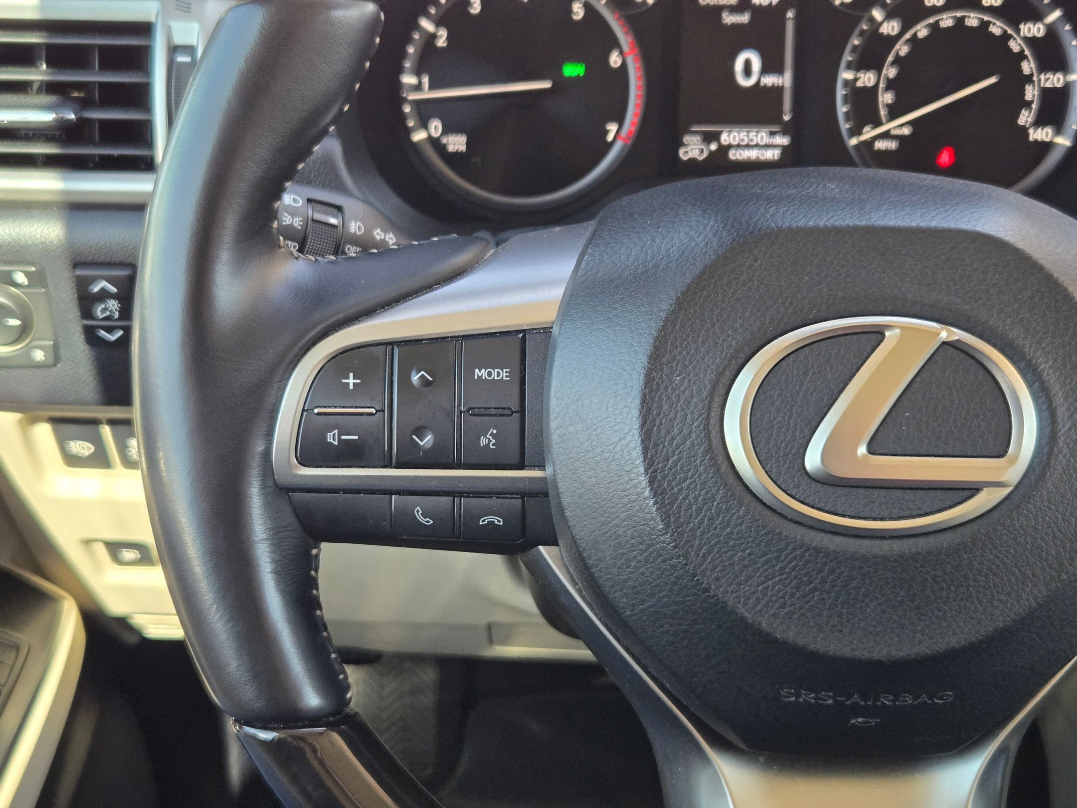 Used 2023 Lexus GX 460 Luxury image 24