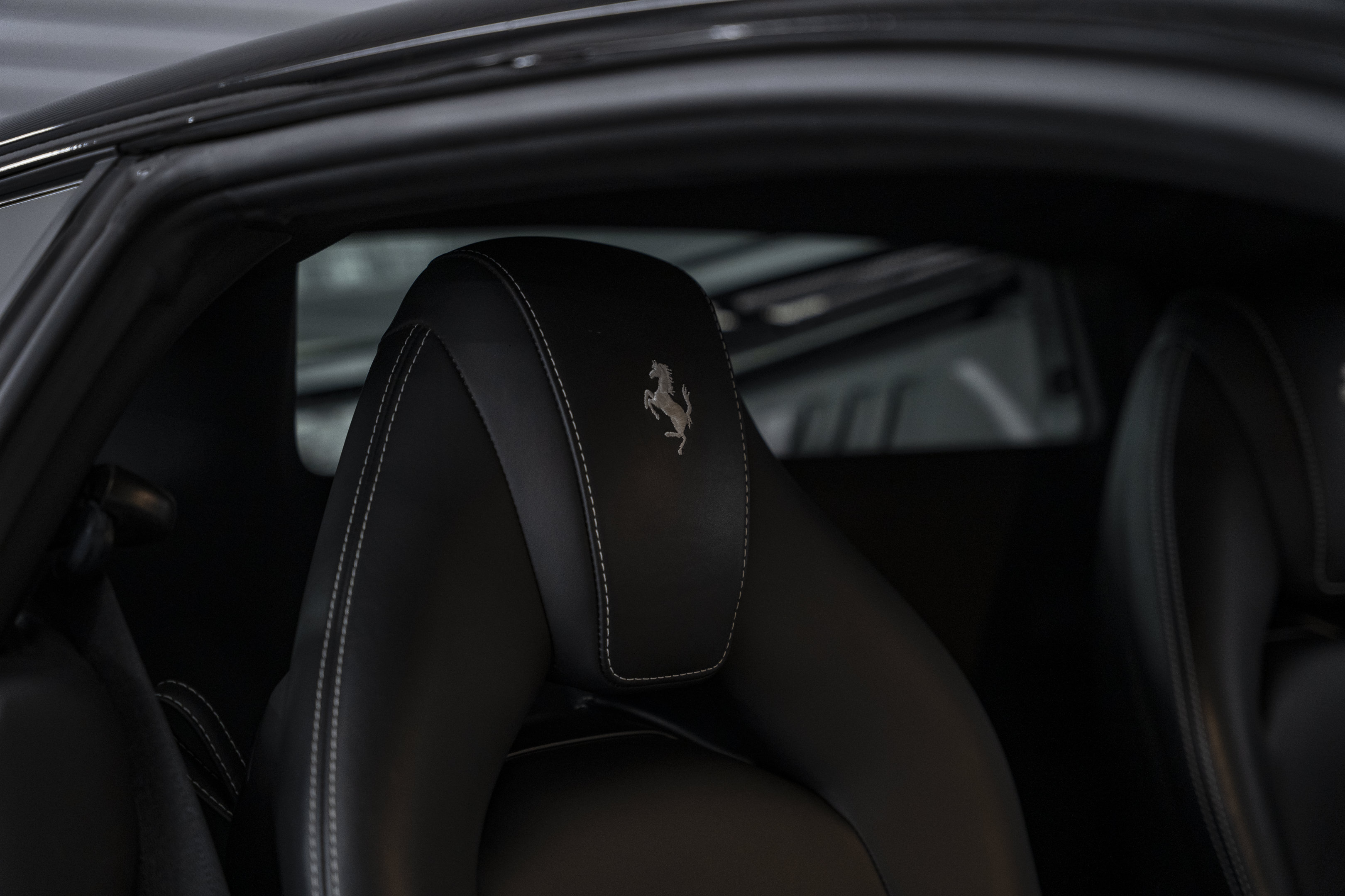 Used 2018 Ferrari 488 GTB RWD image 28