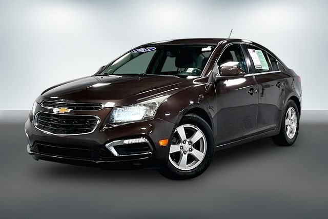Used 2015 Chevrolet Cruze LT FWD image 3