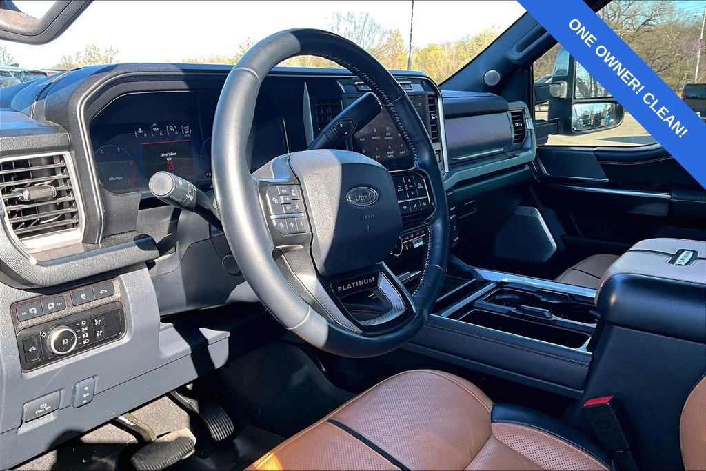 Used 2024 Ford F350 Platinum AWD/4WD image 13