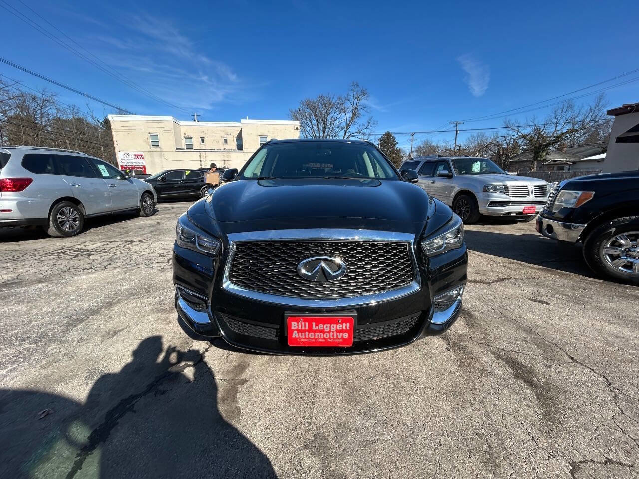 Used 2017 INFINITI QX60 AWD w/ Premium Package image 3