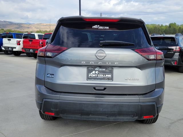 Used 2024 Nissan Rogue SV AWD/4WD image 10