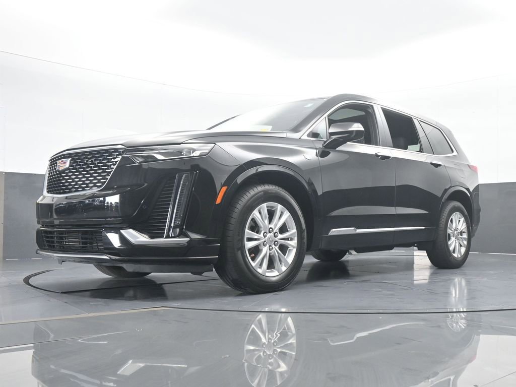 Used 2023 Cadillac XT6 Luxury image 60