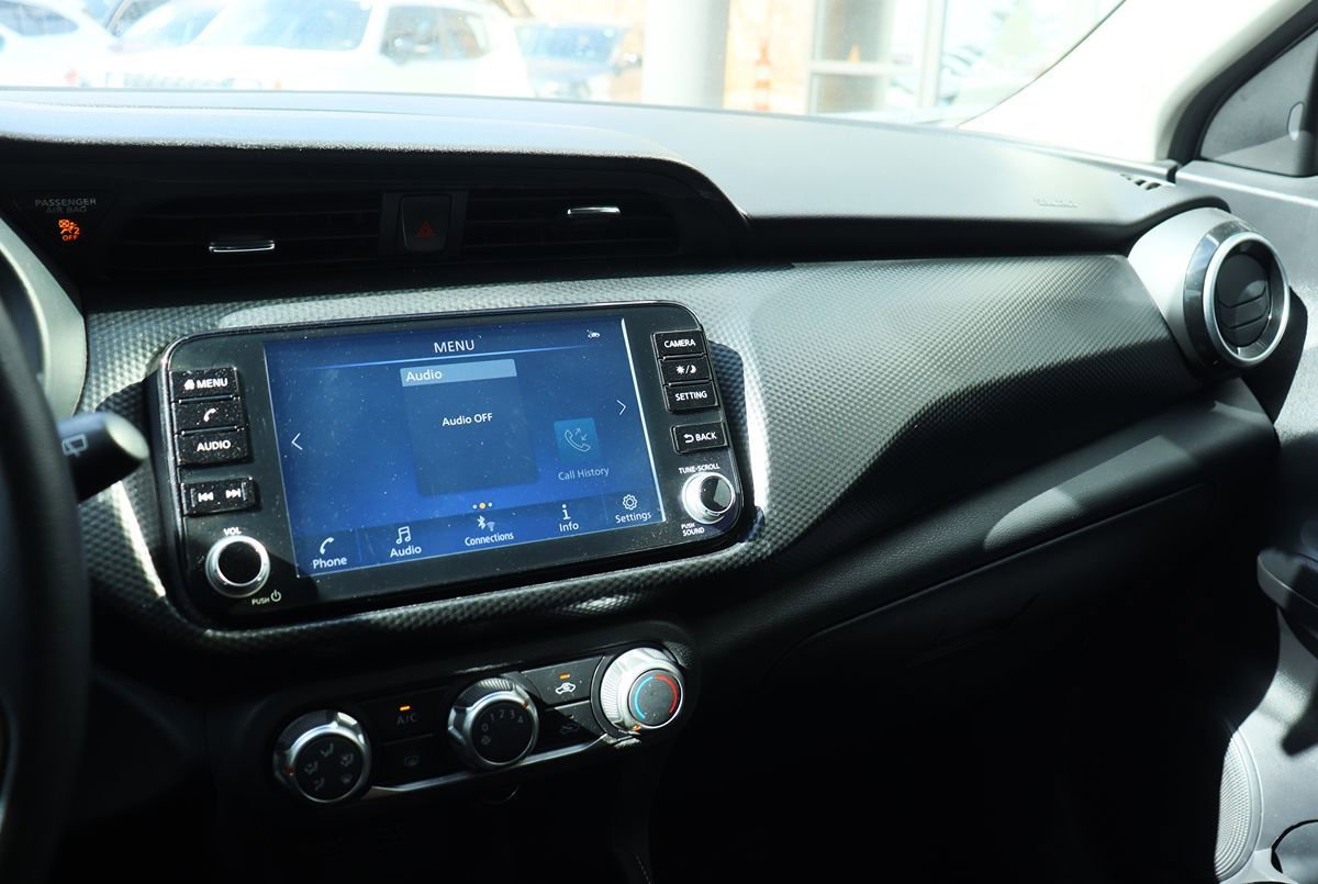 Used 2024 Nissan Kicks SV FWD image 42