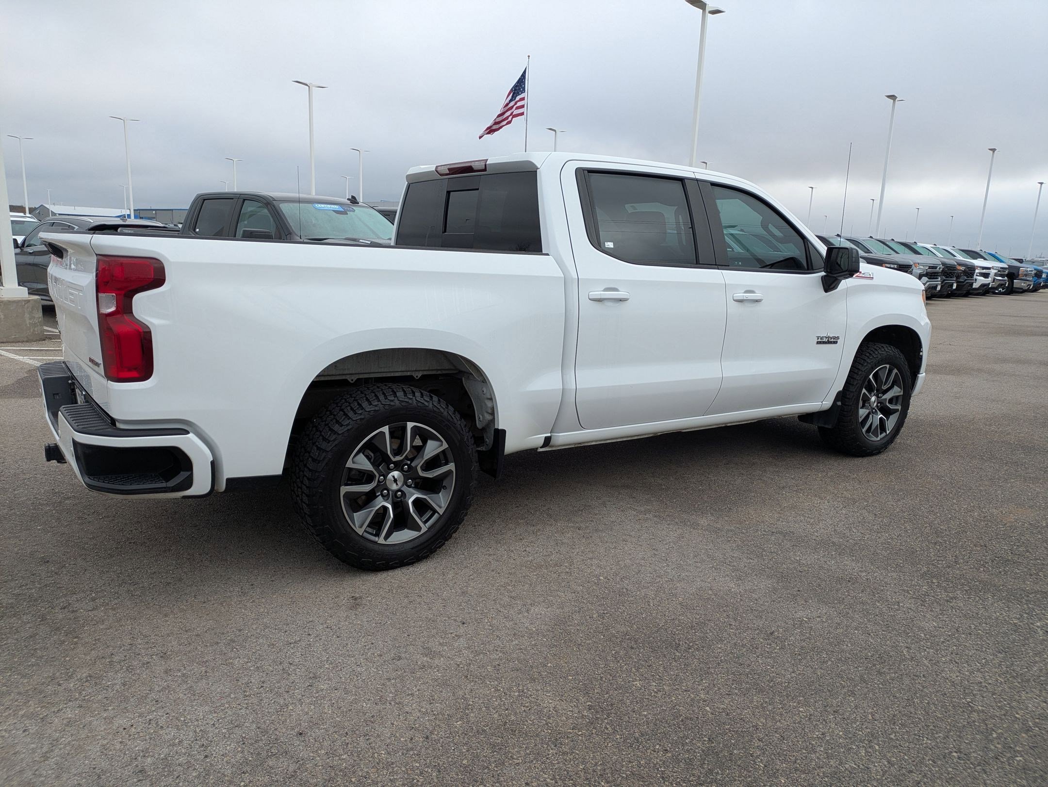 Used 2023 Chevrolet Silverado 1500 RST w/ Texas Edition Plus image 2
