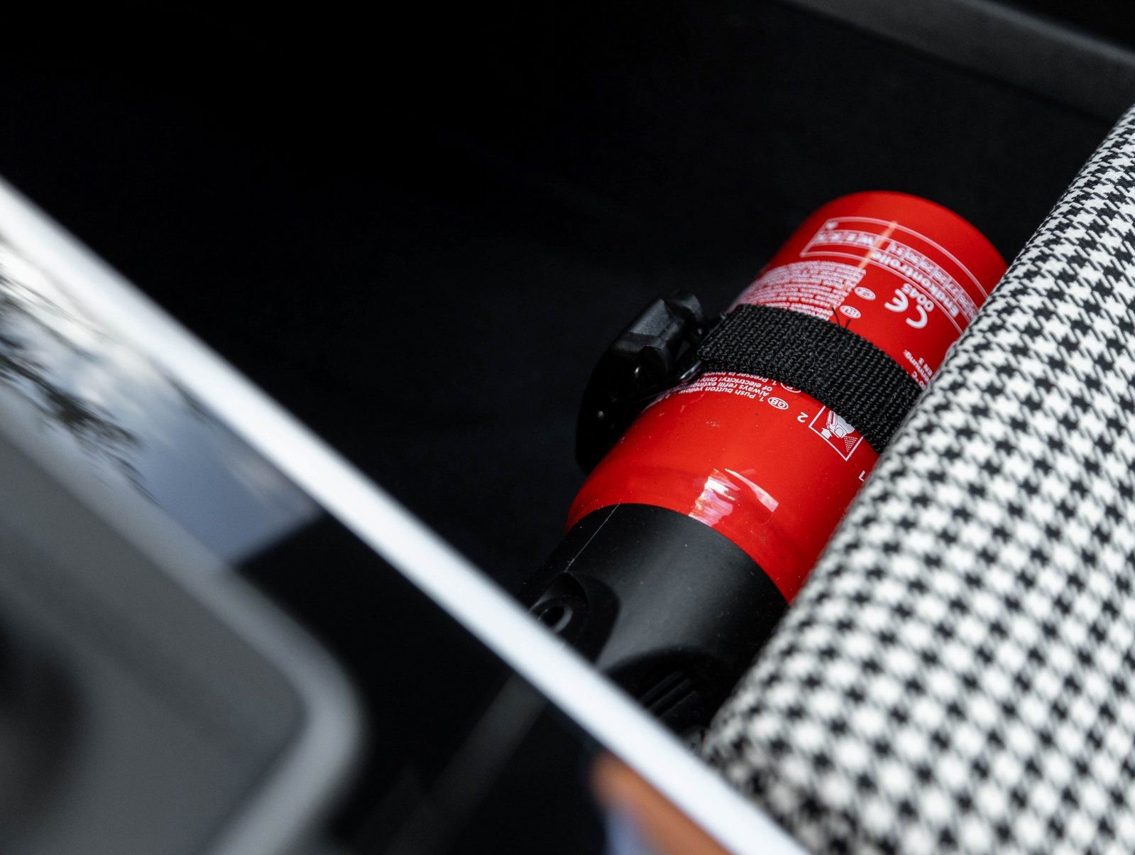 Certified 2023 Porsche 911 Sport Classic image 32