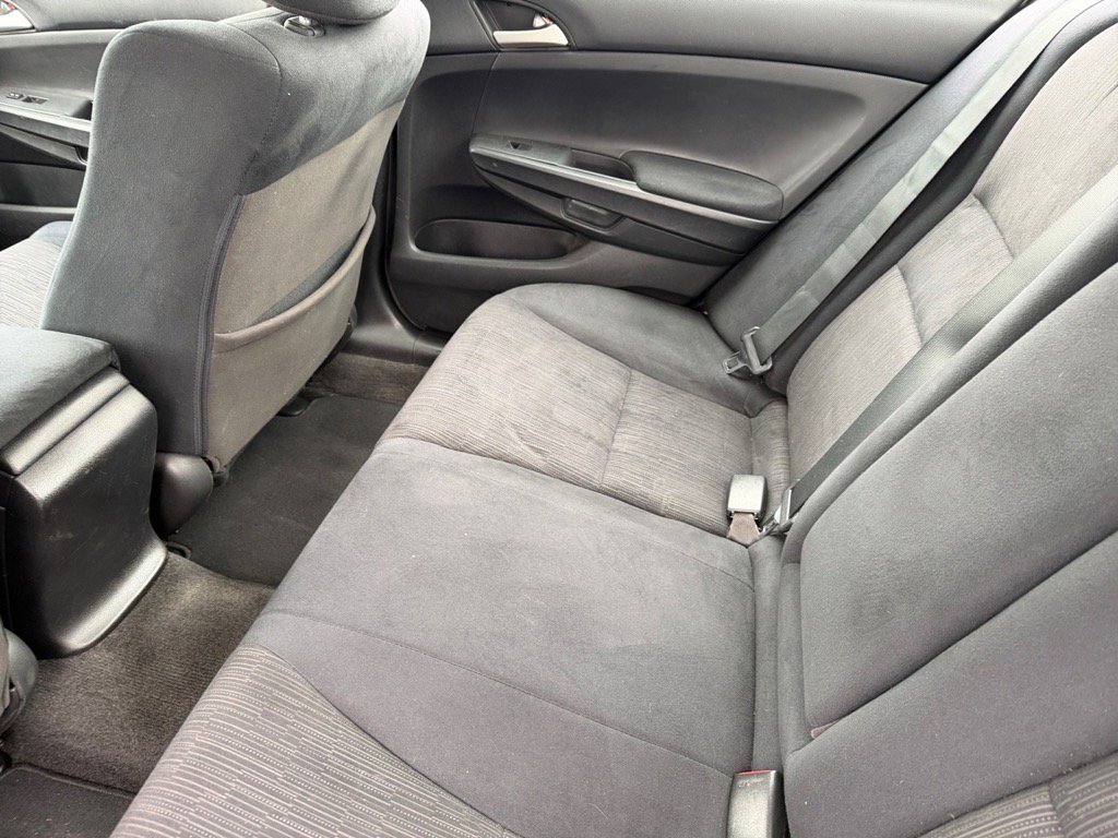 Used 2011 Honda Accord LX image 12