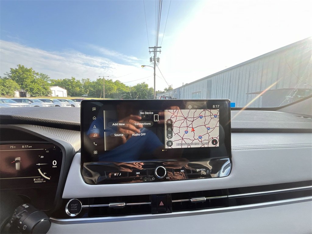 New 2025 Mitsubishi Outlander SE image 16