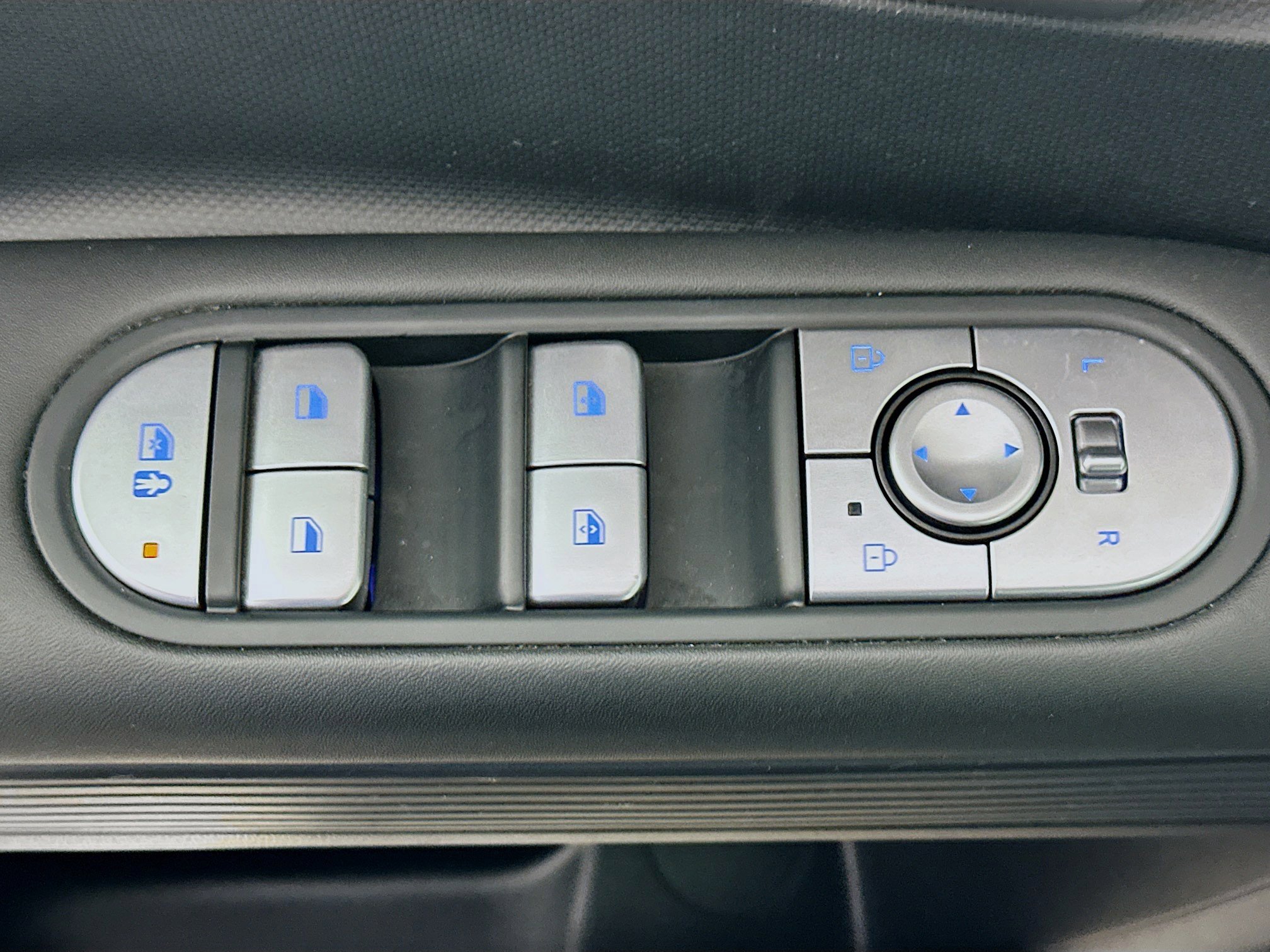 Used 2024 Hyundai Ioniq 5 SEL image 15