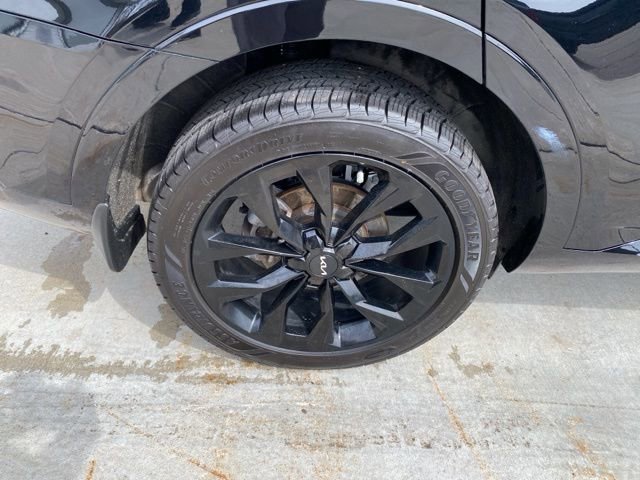 Used 2022 Kia Sorento EX AWD/4WD image 16