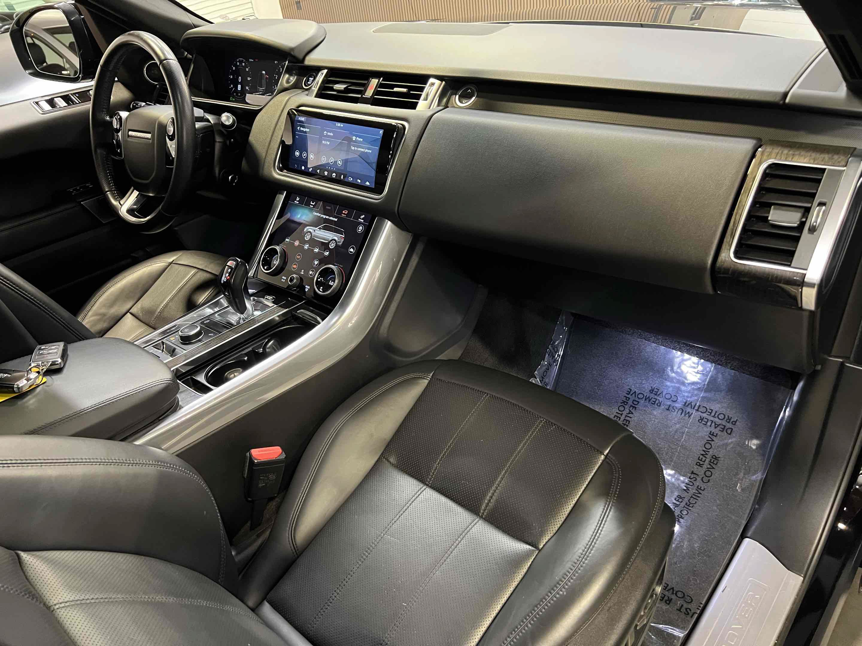Used 2019 Land Rover Range Rover Sport HSE AWD/4WD image 25