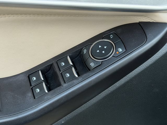 Used 2020 Ford Explorer Limited RWD image 25