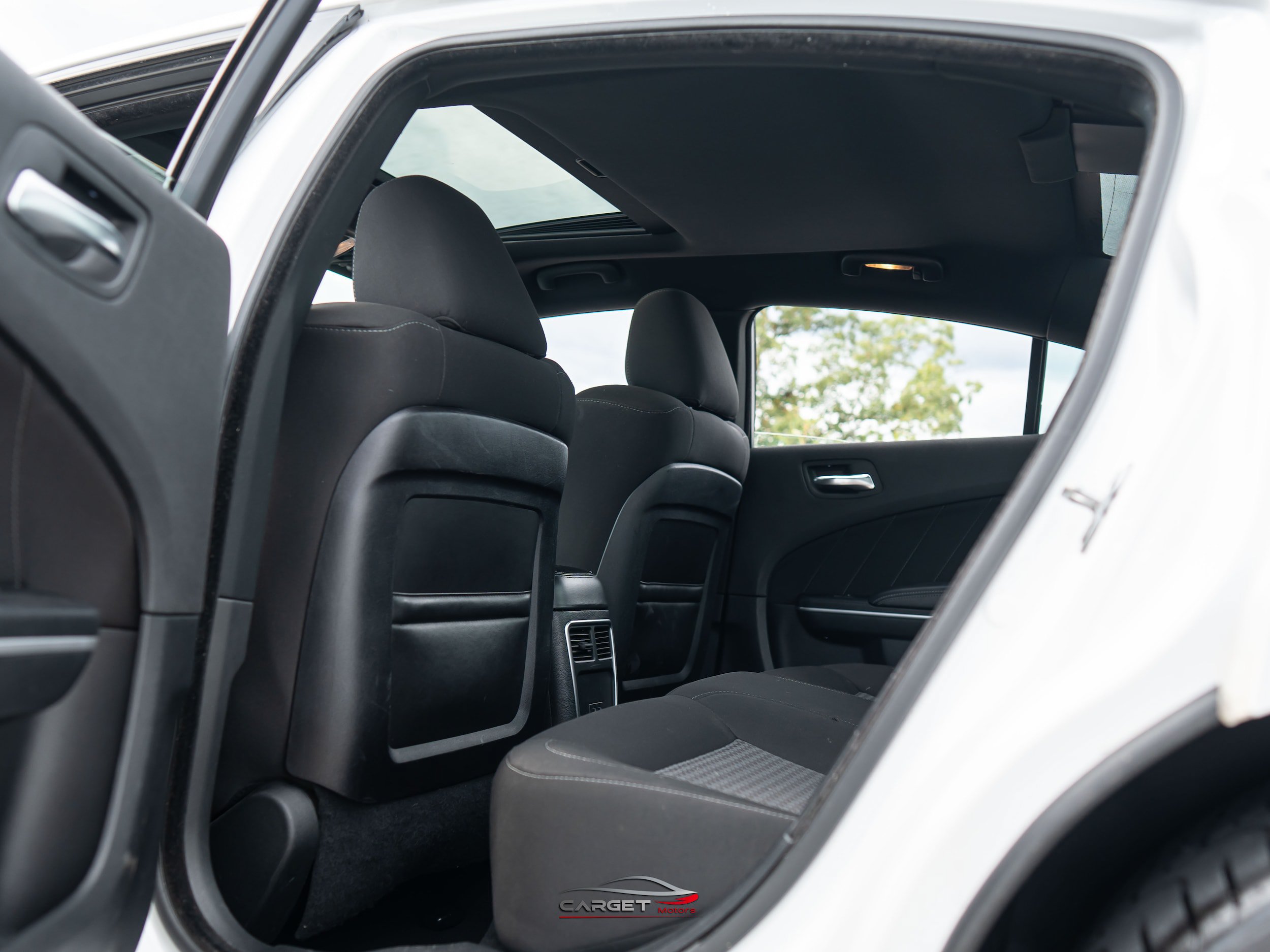Used 2019 Dodge Charger Scat Pack RWD image 21