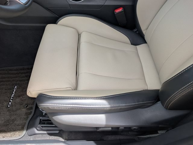 Certified 2025 Subaru Outback Limited AWD/4WD image 16