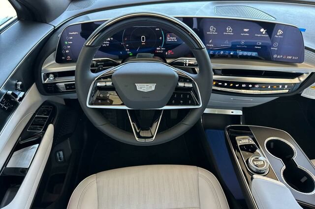 New 2026 Cadillac Lyriq Sport w/ LPO, Floor Liner Package AWD/4WD image 14