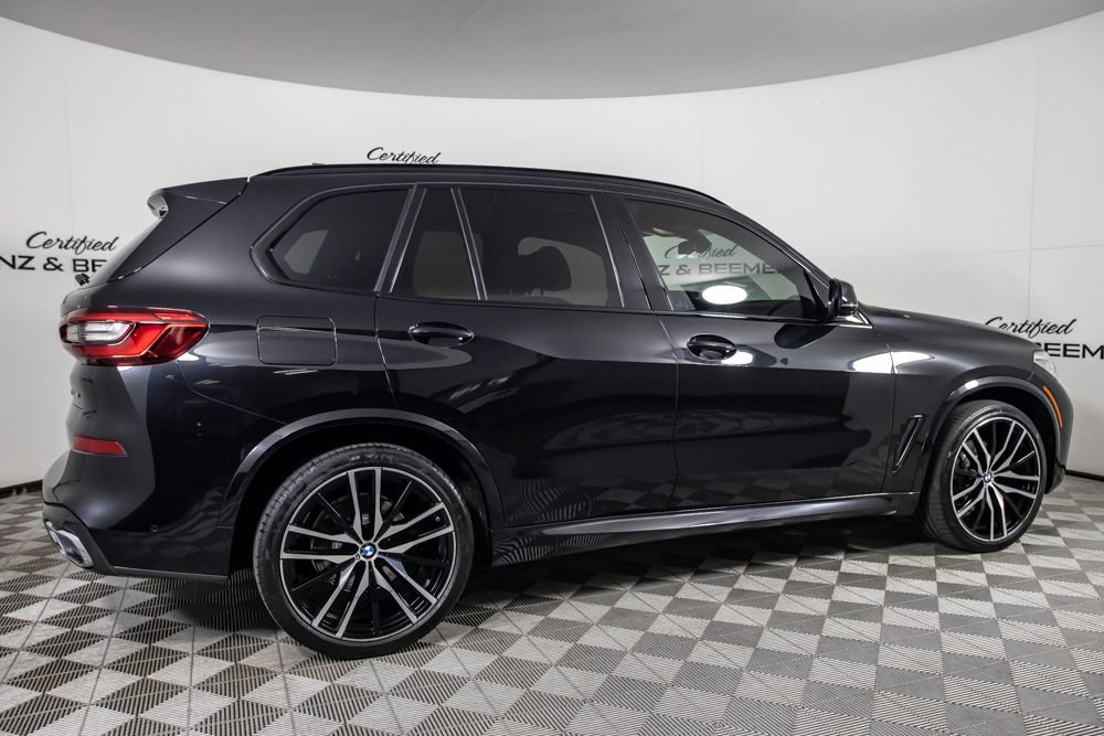 Used 2019 BMW X5 xDrive40i w/ M Sport Package AWD/4WD image 4