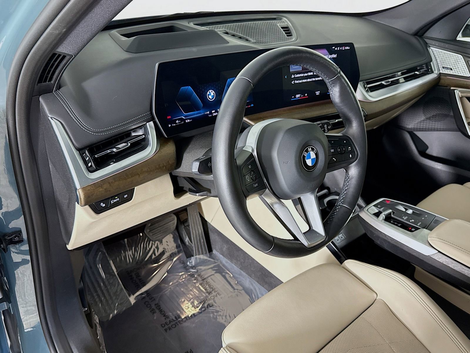 Certified 2023 BMW X1 xDrive28i w/ Premium Package image 9