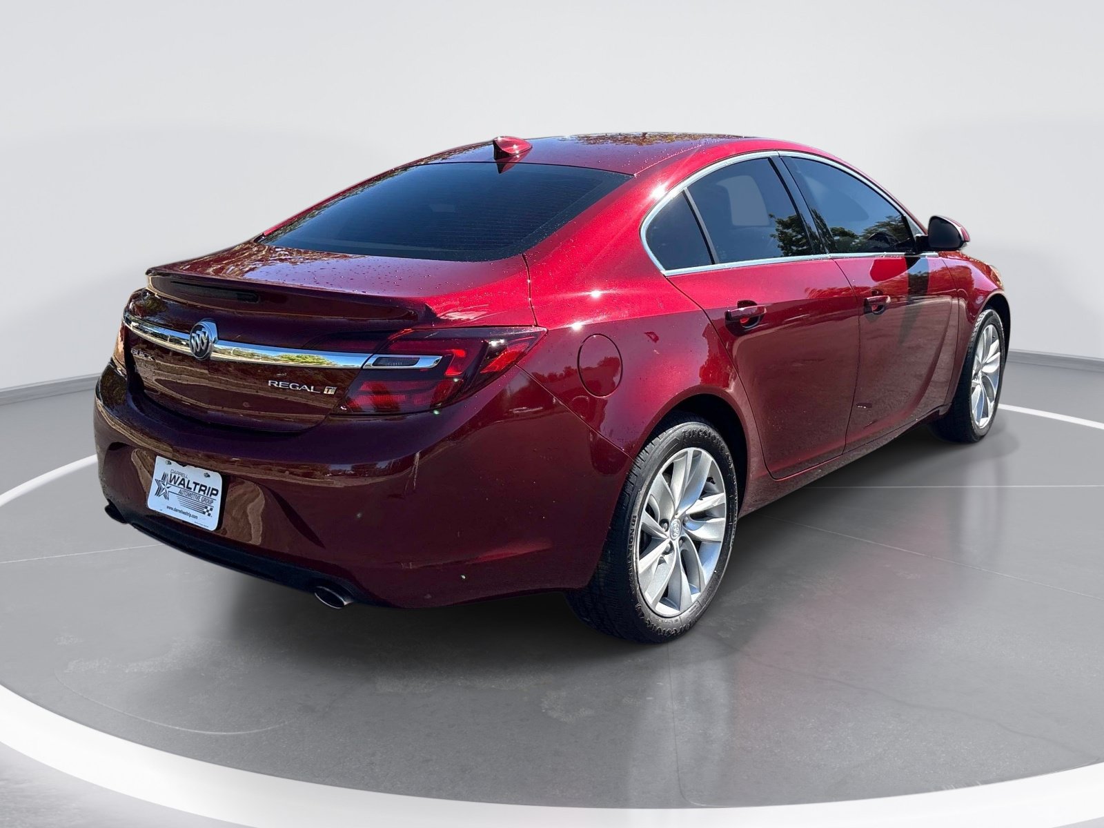 Used 2016 Buick Regal FWD image 8