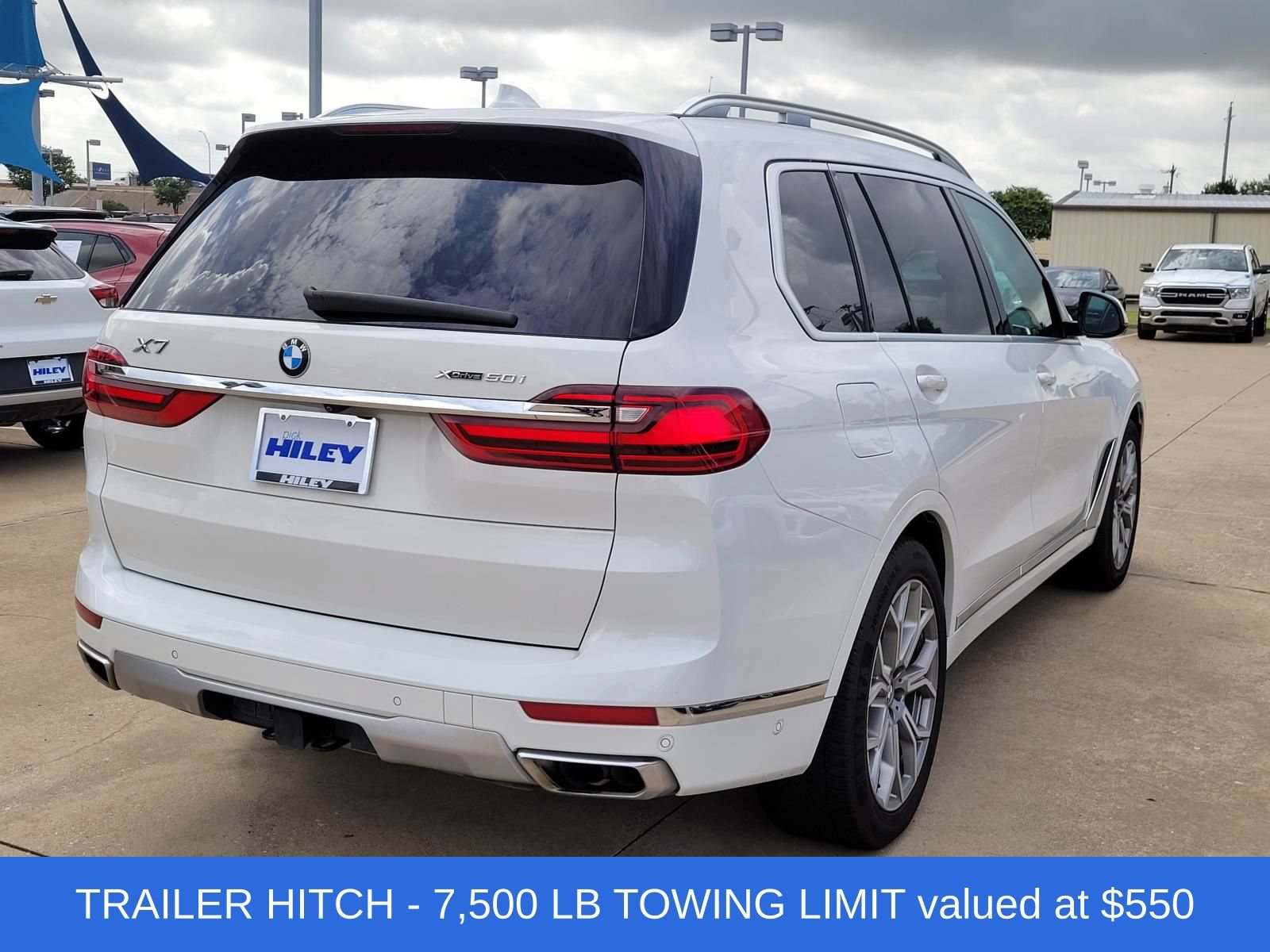Used 2019 BMW X7 xDrive50i w/ Premium Package AWD/4WD image 4