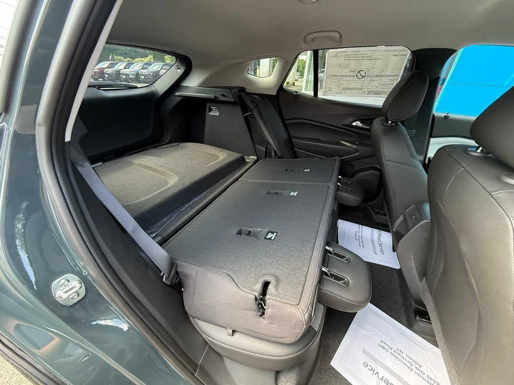 New 2026 Chevrolet Trax LT w/ LT Convenience Package FWD image 33