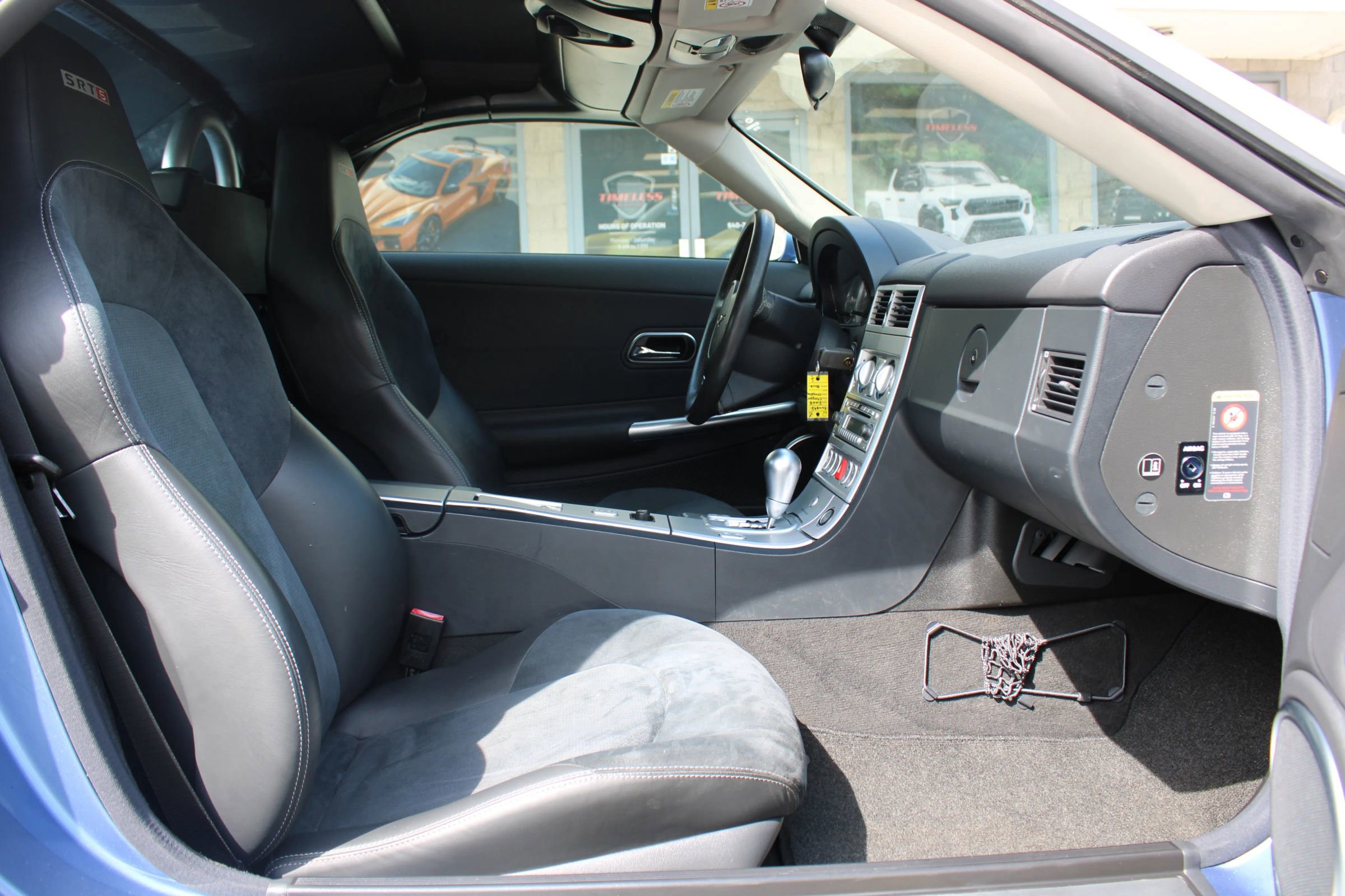 Used 2005 Chrysler Crossfire SRT-6 image 7