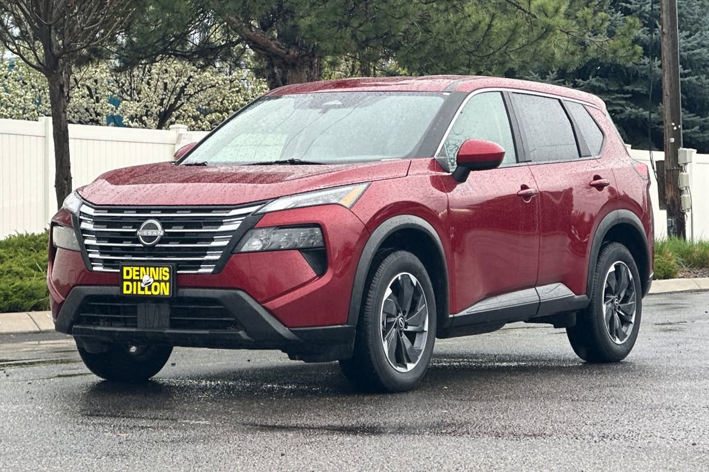 Used 2025 Nissan Rogue SV image 8