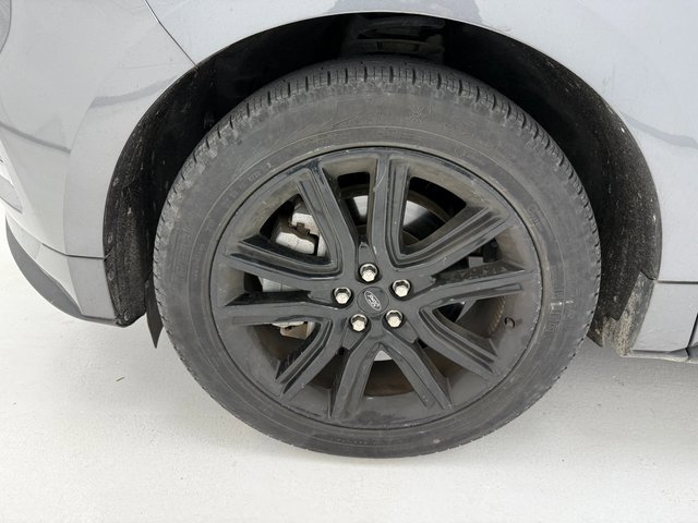 Used 2022 Ford Edge ST-Line image 6