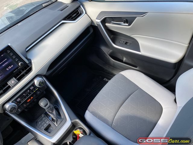 Used 2019 Toyota RAV4 XLE w/ Convenience Package AWD/4WD image 16